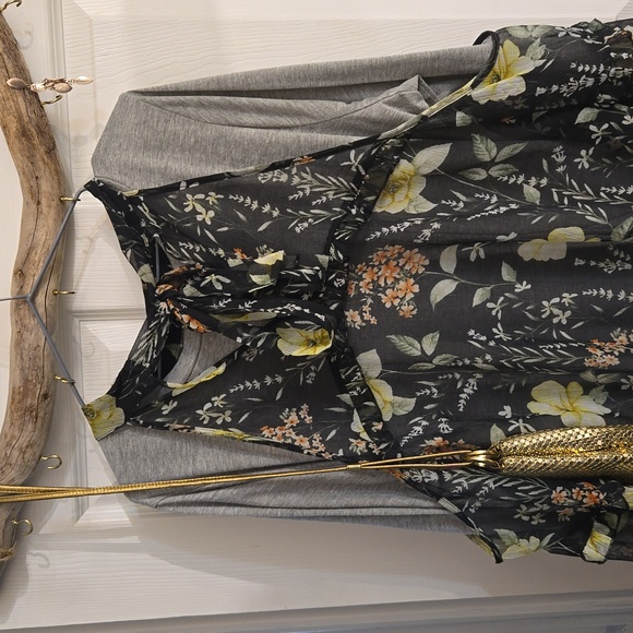 3 for $20☢️Blouse-cold shoulder,cover up, black,sheer,flowers,yellow,orange - Picture 7 of 8